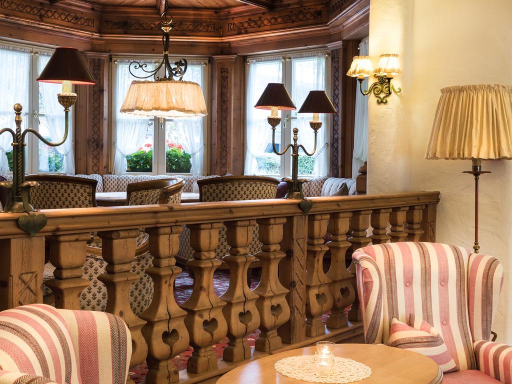 Hotel Tirolerhof - Familotel Zugspitze Ehrwald Exteriör bild