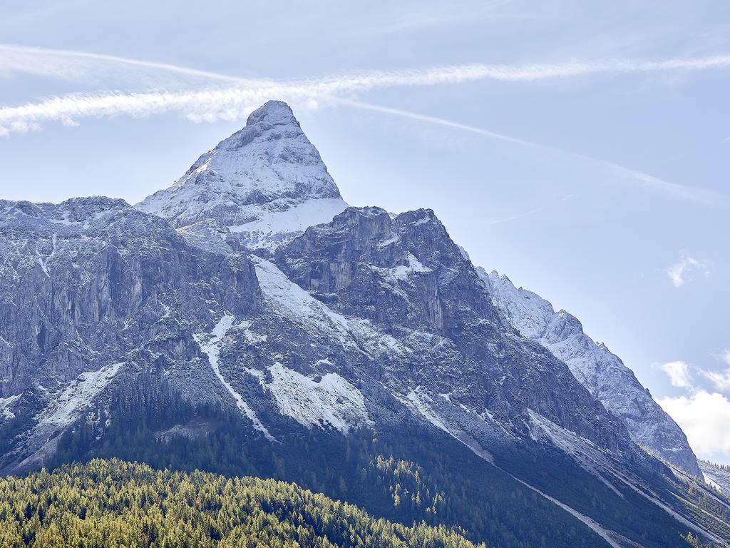 Hotel Tirolerhof - Familotel Zugspitze Ehrwald Exteriör bild
