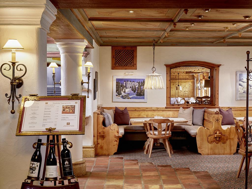Hotel Tirolerhof - Familotel Zugspitze Ehrwald Exteriör bild