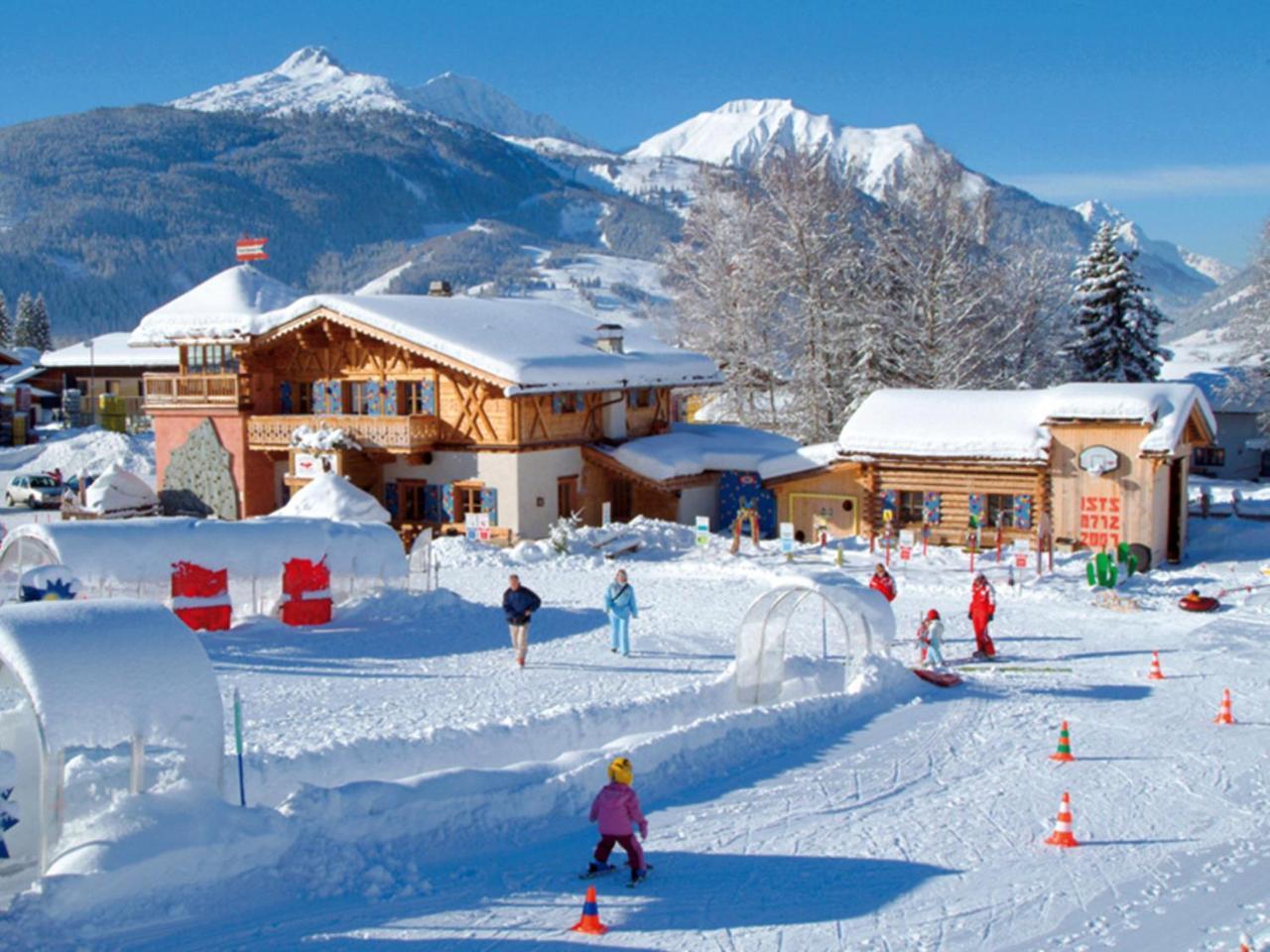 Hotel Tirolerhof - Familotel Zugspitze Ehrwald Exteriör bild